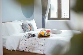 Crescendo Studio & Cafe