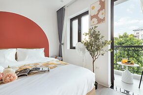 Crescendo Studio & Cafe