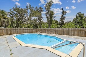 Cove Cottage - 3 Bedroom w/Private Pool. Sleeps 6. Quiet Community, Cl