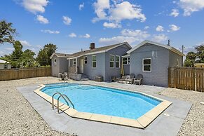 Cove Cottage - 3 Bedroom w/Private Pool. Sleeps 6. Quiet Community, Cl