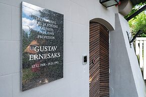 Gustav Ernesaks House