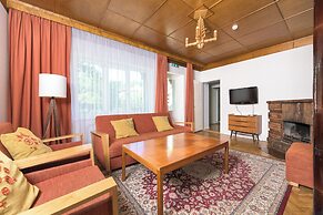 Gustav Ernesaks House