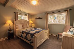 Inn On The Lake