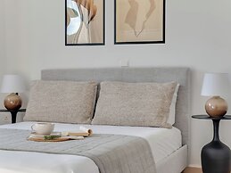 Sanders Palama - Cute 2-bdr Penthouse Apt