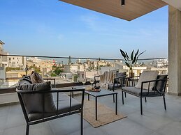 Sanders Palama - Cute 2-bdr Penthouse Apt