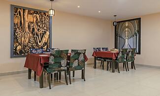 Itsy Hotels Kashi Grand, BHU