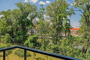 Apartment Dmowskiego by Renters