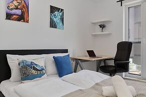 Apartment Dmowskiego by Renters