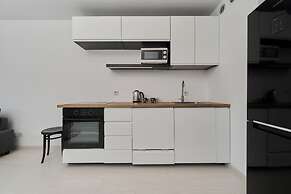 Apartment Dmowskiego by Renters