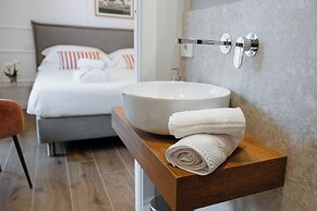 Riviera Suites