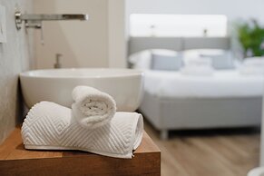 Riviera Suites