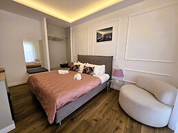 Riviera Suites