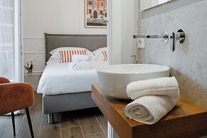 Riviera Suites