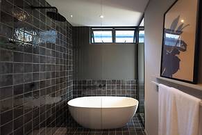 48 The Woods Elaleni