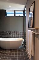 48 The Woods Elaleni