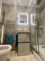 West London Star Aparthotel