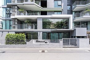 Destiny63 Ekamai Apartment