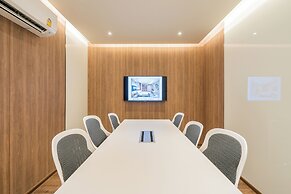 Destiny63 Ekamai Apartment