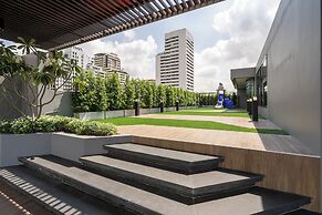 Destiny63 Ekamai Apartment