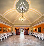 Hotel Vécsecity Wellness and Conference