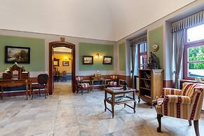 Hotel Vécsecity Wellness and Conference