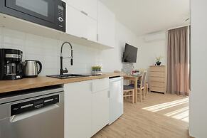 Sunny Sky Studio Dziwnow by Renters