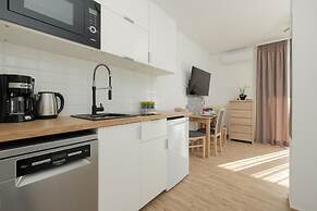 Sunny Sky Studio Dziwnow by Renters