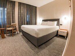 Rexee Hotel