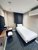 Rexee Hotel