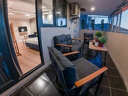 Rexee Hotel