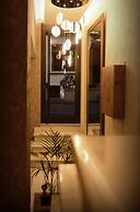 Rexee Hotel