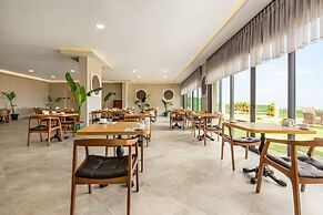 Ramada By Wyndham Cesme