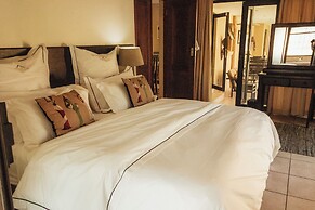 Blue Hills Lodge & Conference Centre