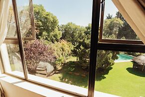 Blue Hills Lodge & Conference Centre