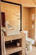 Blue Hills Lodge & Conference Centre