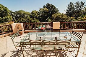 Blue Hills Lodge & Conference Centre