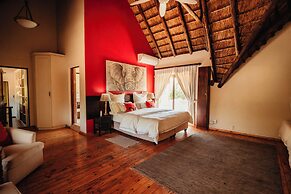 Blue Hills Lodge & Conference Centre