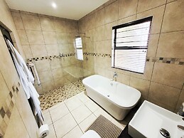 Blue Hills Lodge & Conference Centre