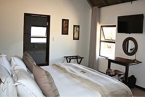 Blue Hills Lodge & Conference Centre