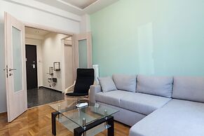 Modern Greek Living Apt in Dafni Athens