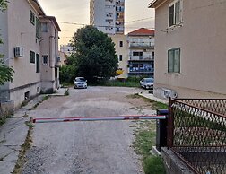 Modern and Spacious apt Tanja With Private Parking