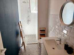 Modern and Spacious apt Tanja With Private Parking