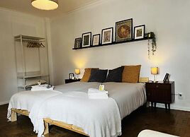 Lisbon - Low Cost - Airport - Subway