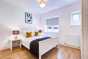 Hybrid Resi - New Malden