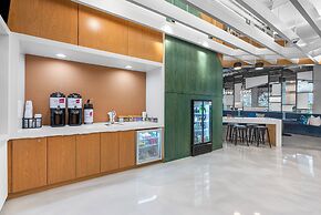 Aloft Fort Lauderdale Airport & Cruise Port