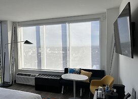 Aloft Fort Lauderdale Airport & Cruise Port