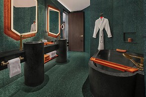 W Macau - Studio City