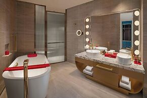 W Macau - Studio City