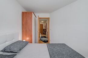 Charming Apartment With Balcony With the sea View