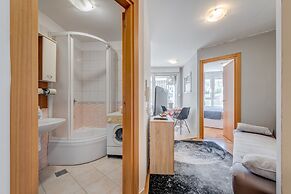 Charming Apartment With Balcony With the sea View